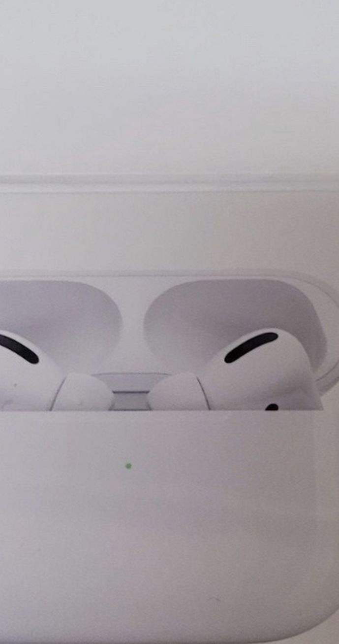 AirPod Pro (factory sealed)