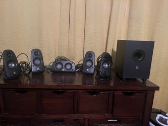 ogitech Z506 Surround Sound Home Theater Speaker System