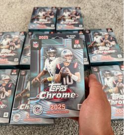 2025 Topps Chrome Football NFL Hanger Box NEW/SEALED x10