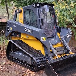 John Deere 331 G Skid Steer
