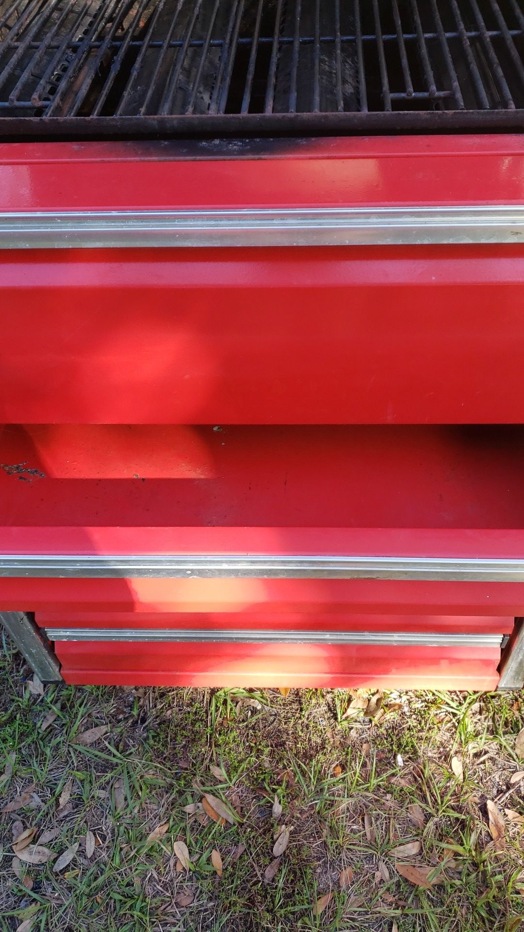 SnapOn gas Grill (tool box grill) for Sale in Auburndale, FL OfferUp