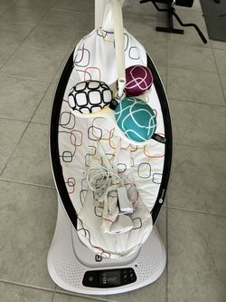 4 Moms Mamaroo Baby Swing