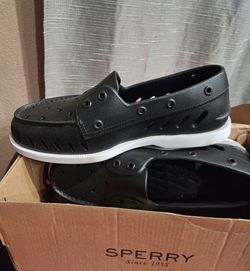 Womens shoes