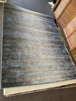 Large Area Rug Gray Geometric Pattern