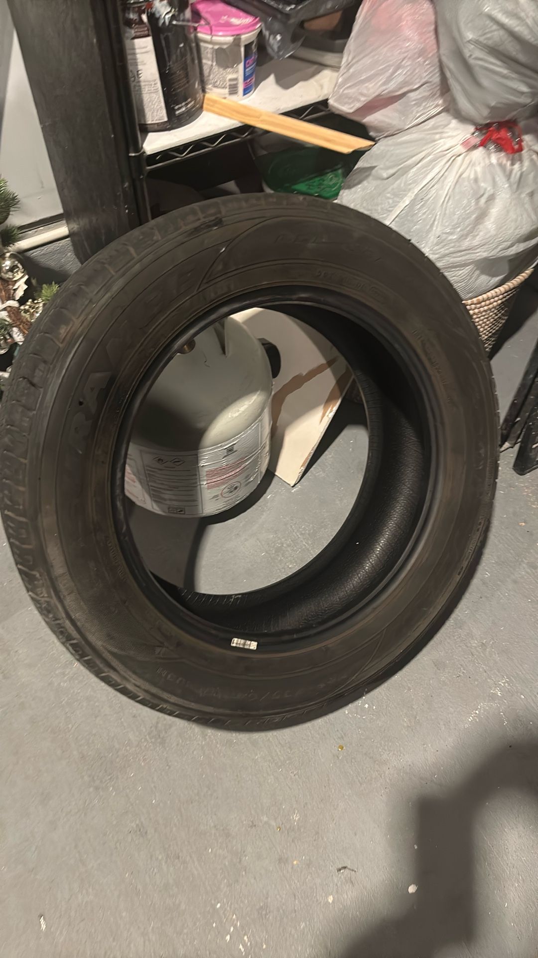 tire 235  60  18 