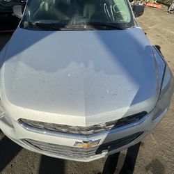 2011-2017 CHEVY EQUINOX HOOD ASSEMBLY 