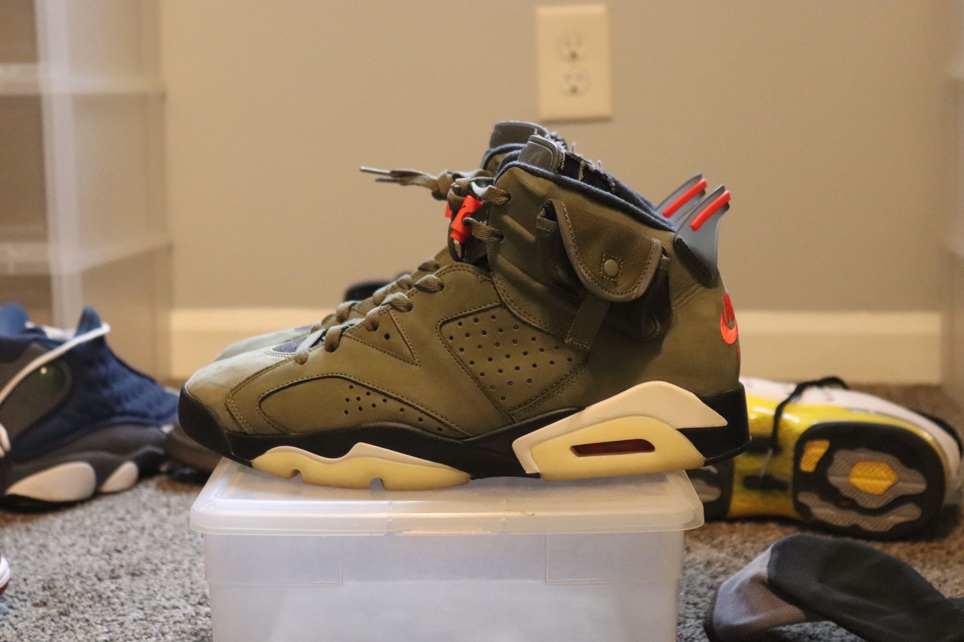 Travis Scott Jordan Retro 6