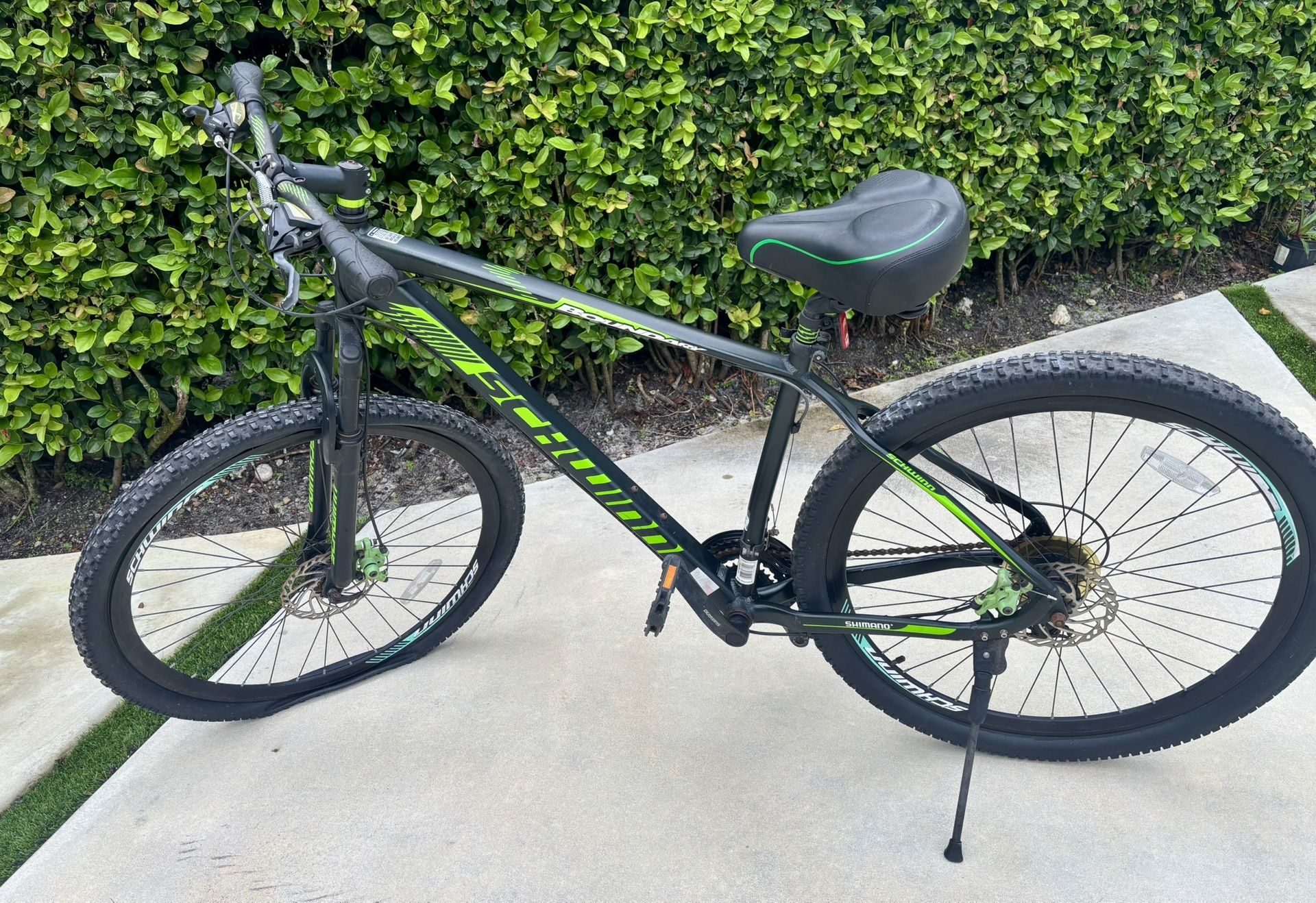 Schwinn Mountain Bike Bicycle Gray Green