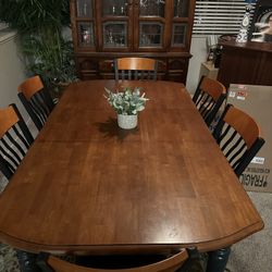 Cherry Wood Dining Table w/6 Chairs