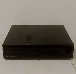 Nakamichi CD Player 2 Digital Coaxial 7 CD MusicBank