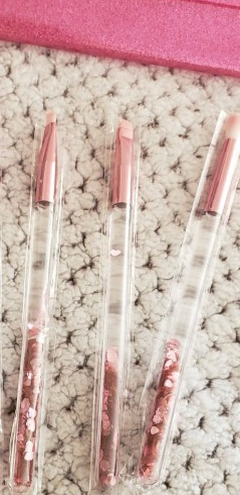 Glamierre Pink Floating Glitter Luxe Glitter Eye Brush Collection