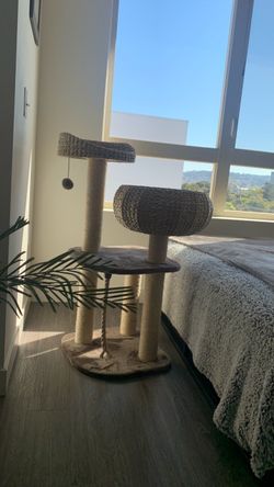 Cat tree