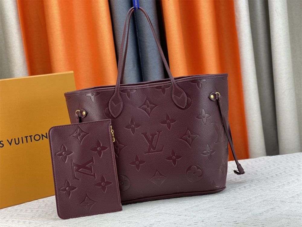 Loui Vuitton 