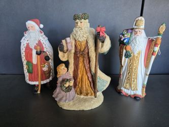 3 Vintage Santa's $10 For All