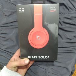 Beats Solo ³ Wireless Red