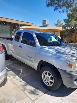 2006 toyota taco.a