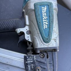 Makita Nail Gun