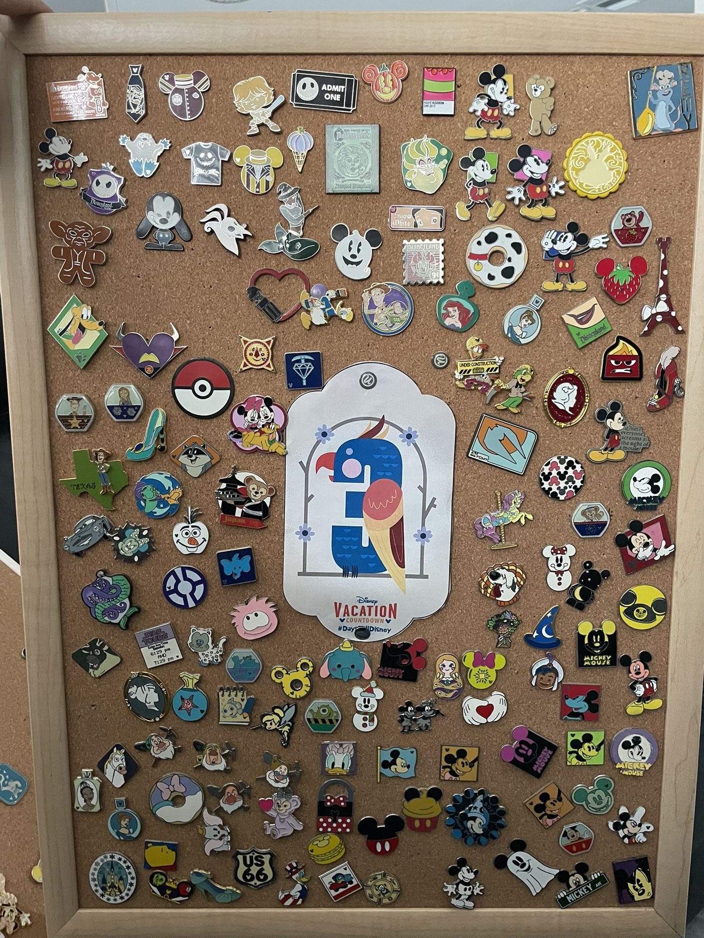 Disney Pins Lot
