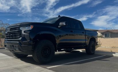 24 Chevy Silverado 1500 duramax rst z71