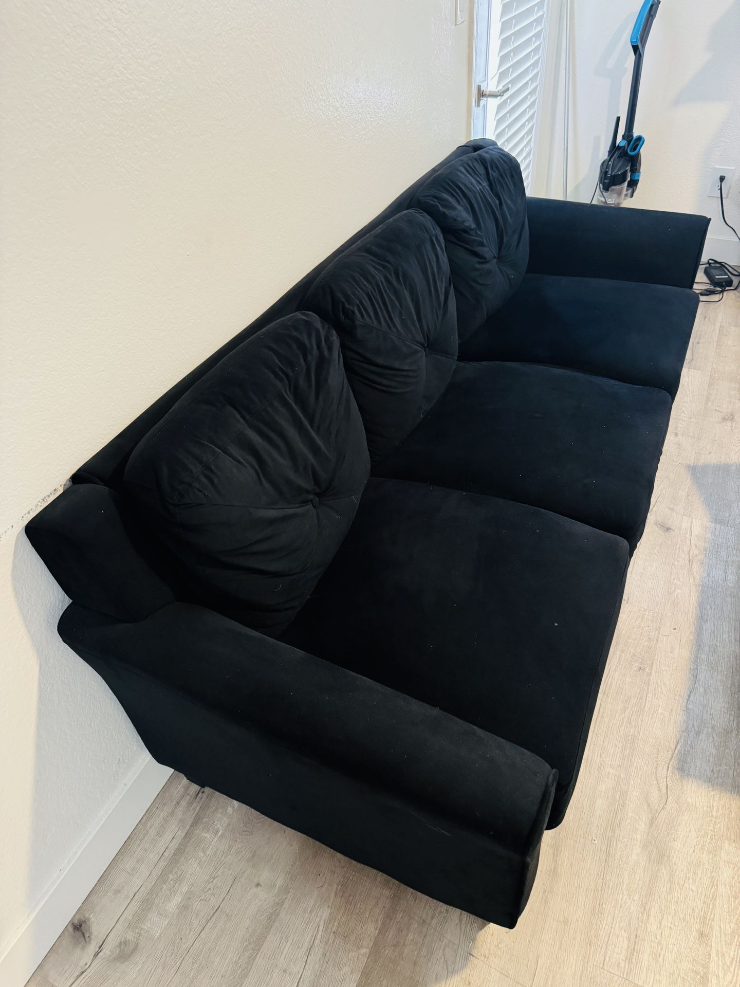 Ikea - 3 seater comfy sofa - Good condition