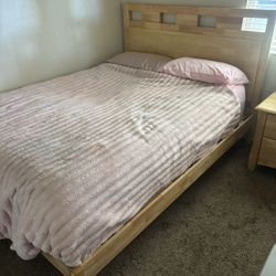 bed frame and drawers 