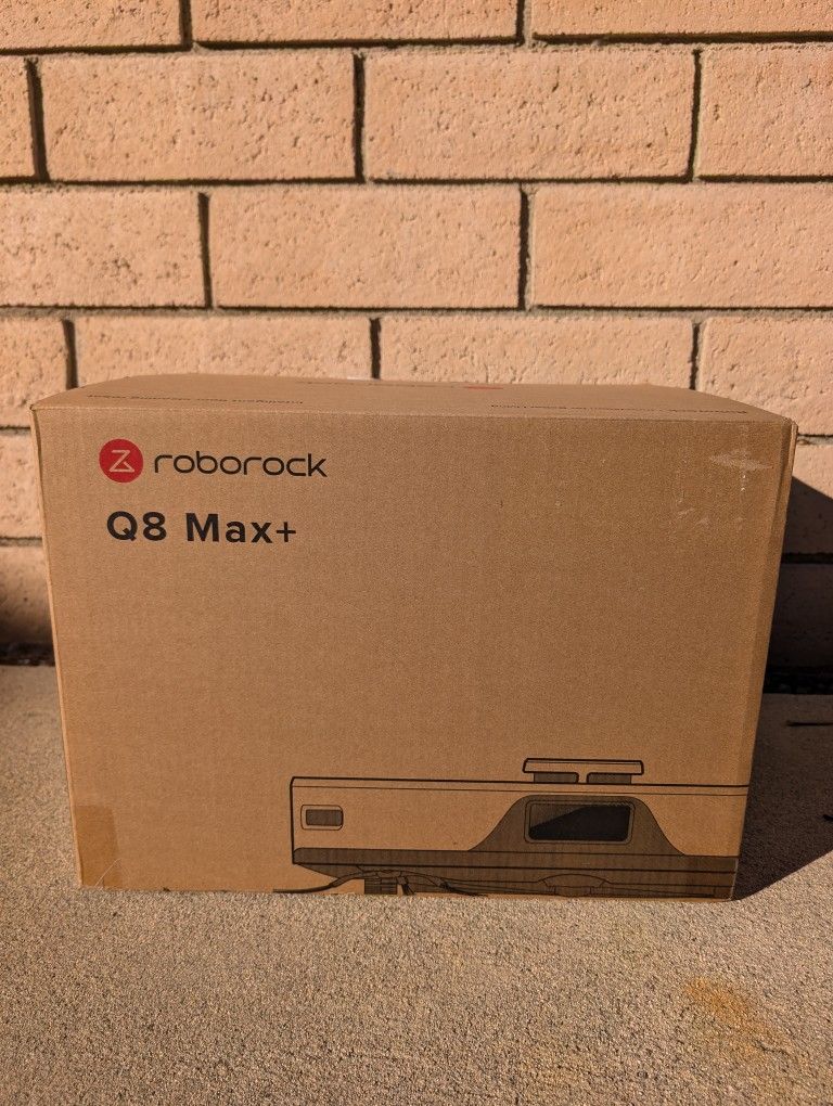 Roborock Q8 Max+ Robotic Vacuum & Mop W/Smart Navigation Self-Emptying Black NEW