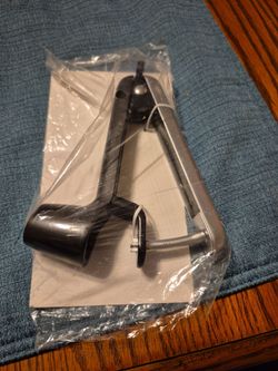 Cherry pitter