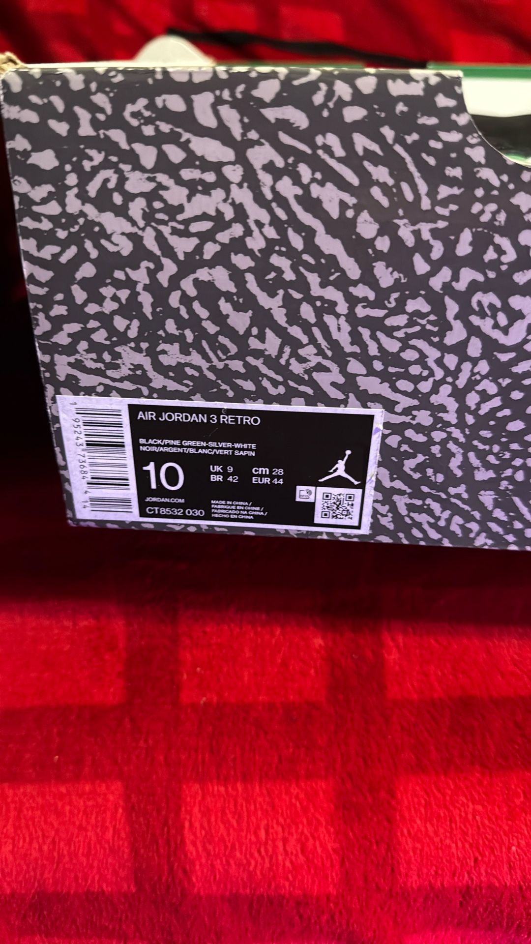 Jordan 3 Retro Green Glow