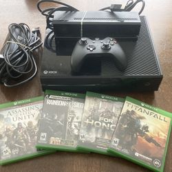 Xbox One w/ Kinect, 4 Games , Controller & Cords
