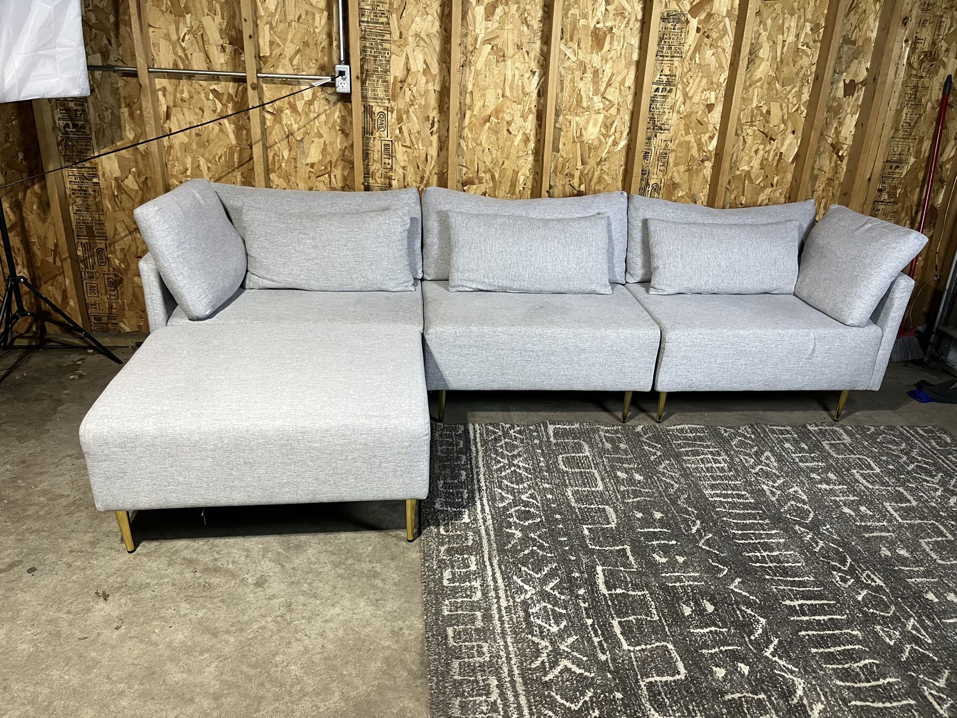 FREE DELIVERY - Modern 4-Piece Light Gray Sectional Sofa