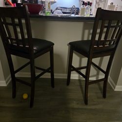 2 Bar Stools