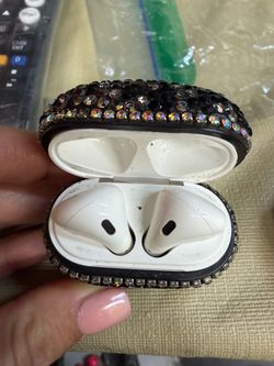 Apple AirPods with Rhinestone Case