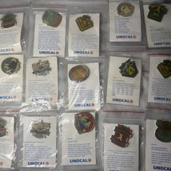 Vintage UNOCAL 76 Los Angeles Dodgers Pin Lot – 32 Pins w/ Cards – World Series