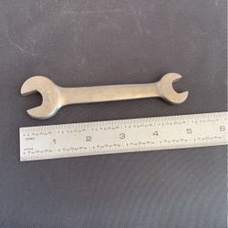 VTG Billings 1100 725 1/2”X7/16” Stubby Wrench 