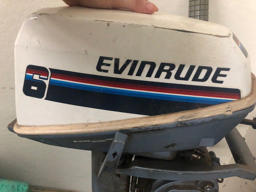 EVINRUDE/JOHNSON 6HP OUTBOARD BOAT MOTOR