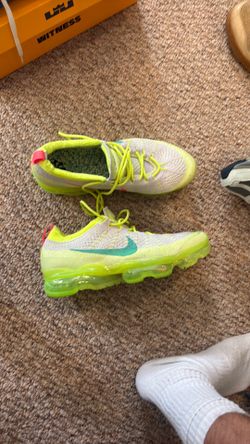 Nike Air Vapormax 2023 Flyknit Vast Grey Volt Yellow