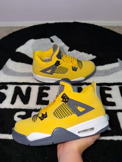 Jordan 4 Retro GS Tour Yellow 2021 (Size 7Y)