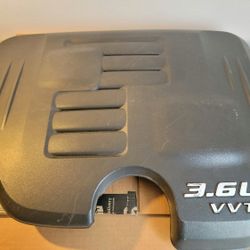 Chrysler 300 Engine Cover 3.6L 