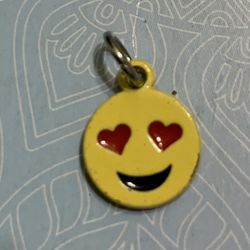 Smile With Heart Eyes Emoji