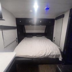 Wolfpup Limited Camper 