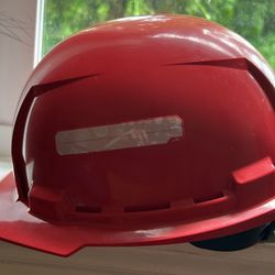 Milwaukee Helmet