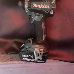 M18 Milwaukee Impact With Battery 