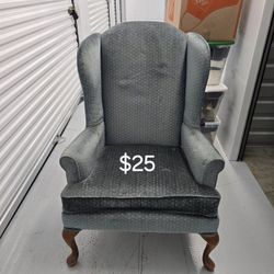 Queen Anne Style Chair