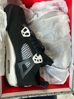 Jordan 4 White Thunder