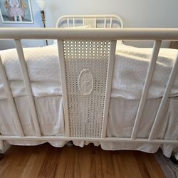 Metal Bed w Mattresses Full