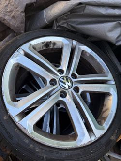 VW tires with Rims