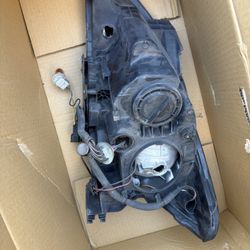 Nissan Sentra 15 Head Lights Left & Right 