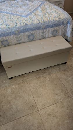 Cream Tufted Storage Ottoman Bench