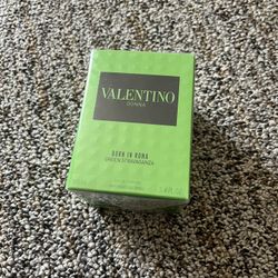 Valentino Green Stravaganza