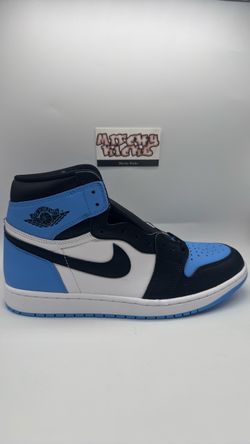 Jordan 1 Retro High OG UNC Toe Sz. 11